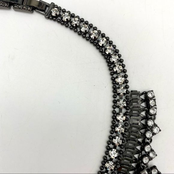 Stella & Dot Hematite Palladian Necklace - Picture 5 of 16